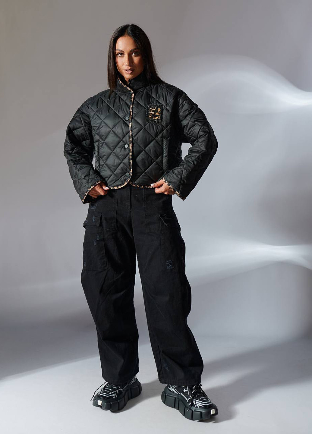 Черная демисезонная куртка LibeAmore