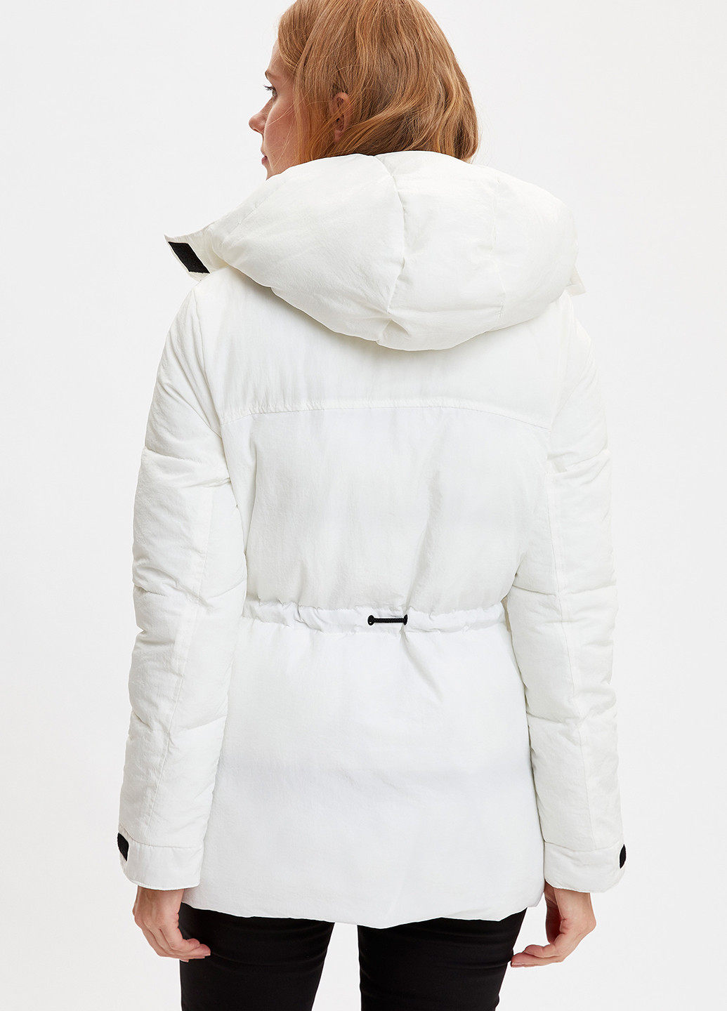 Біла зимня куртка DeFacto