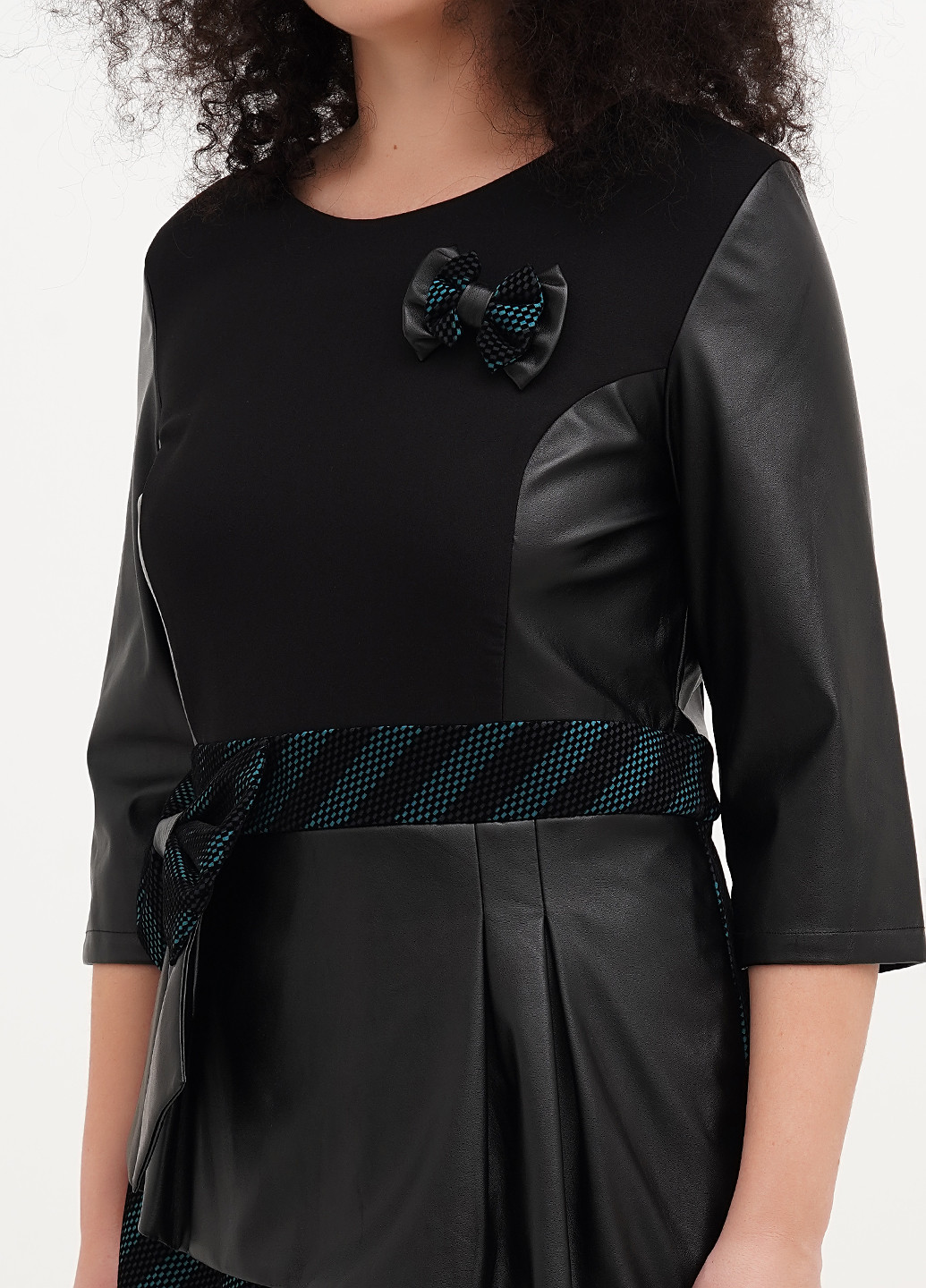 Чорна кежуал сукня Imperial в смужку