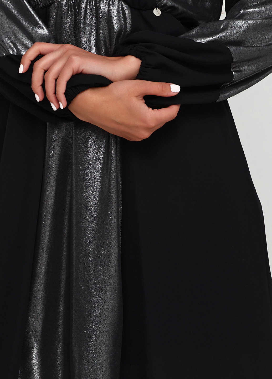 Черное кэжуал платье клеш Rinascimento однотонное