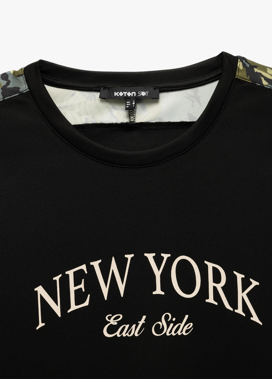 Черная футболка KOTON