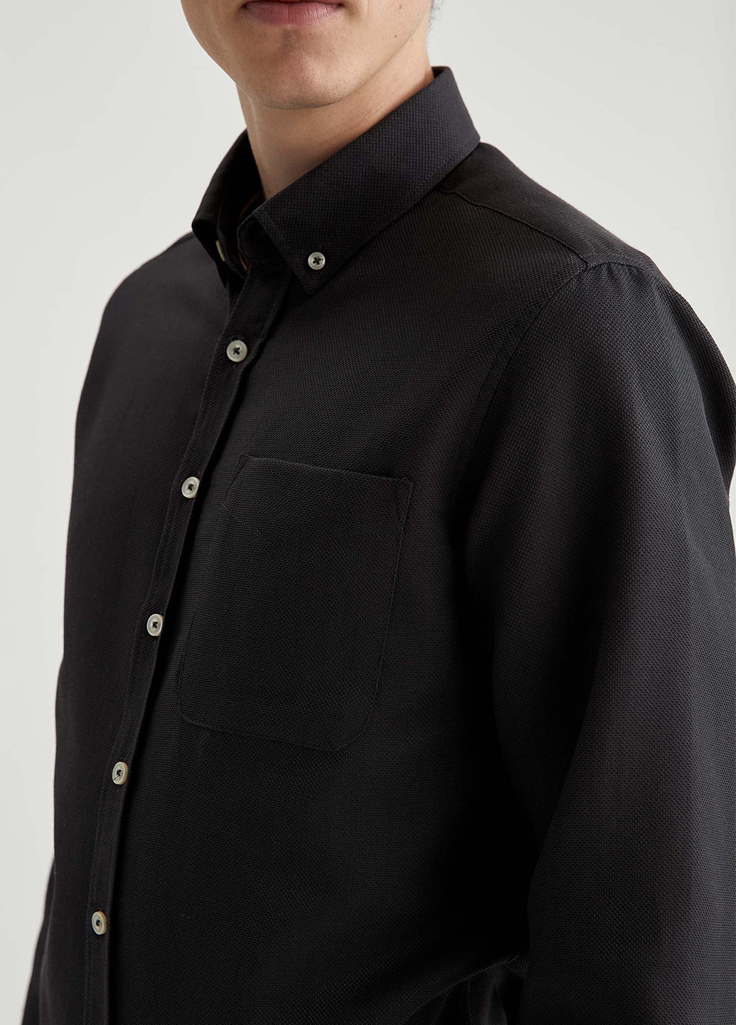 Темно-серая классическая рубашка DeFacto