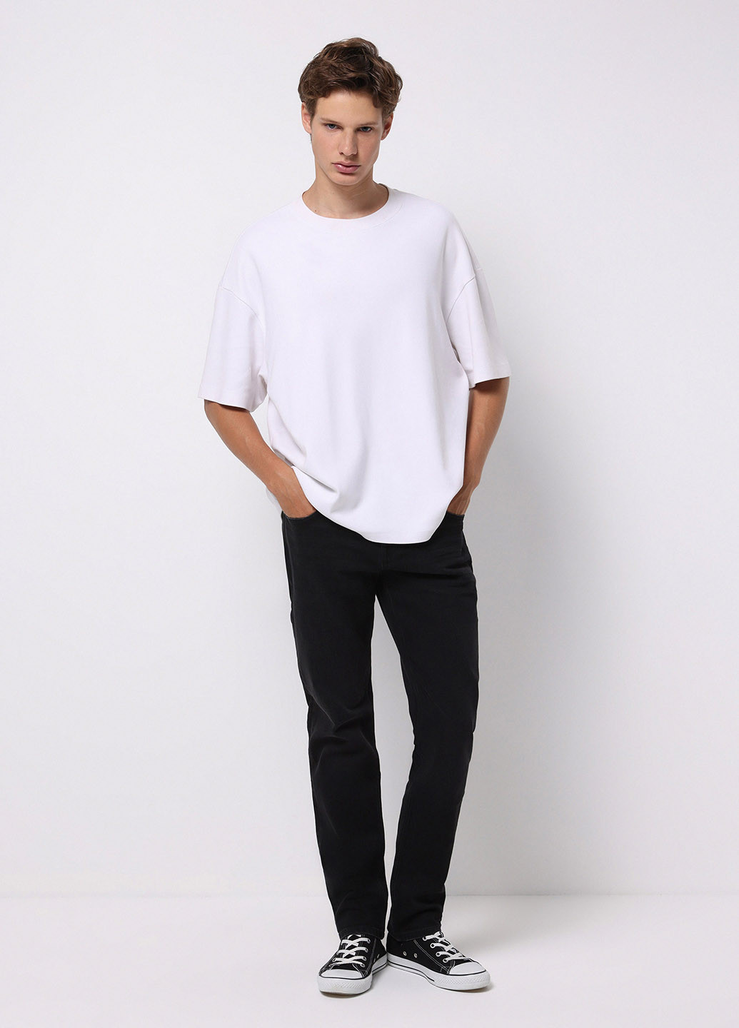 Черные демисезонные прямые джинсы Colin's