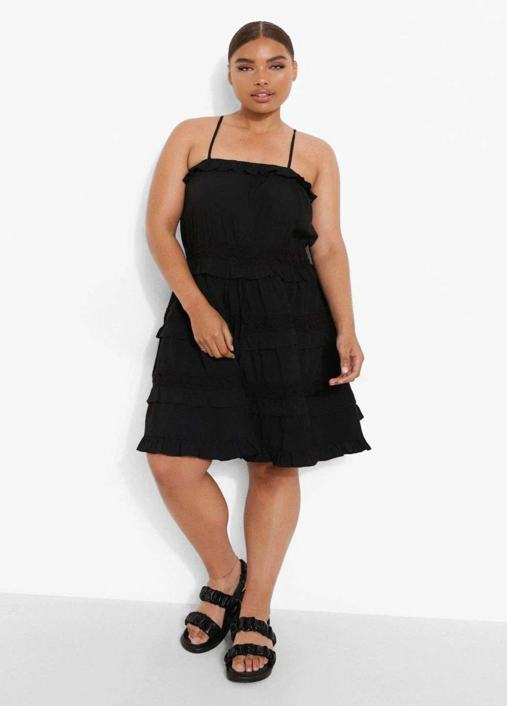 Черное кэжуал платье Boohoo однотонное