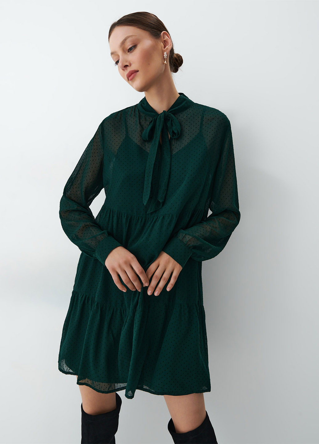 Темно-зеленое кэжуал платье а-силуэт Mohito однотонное