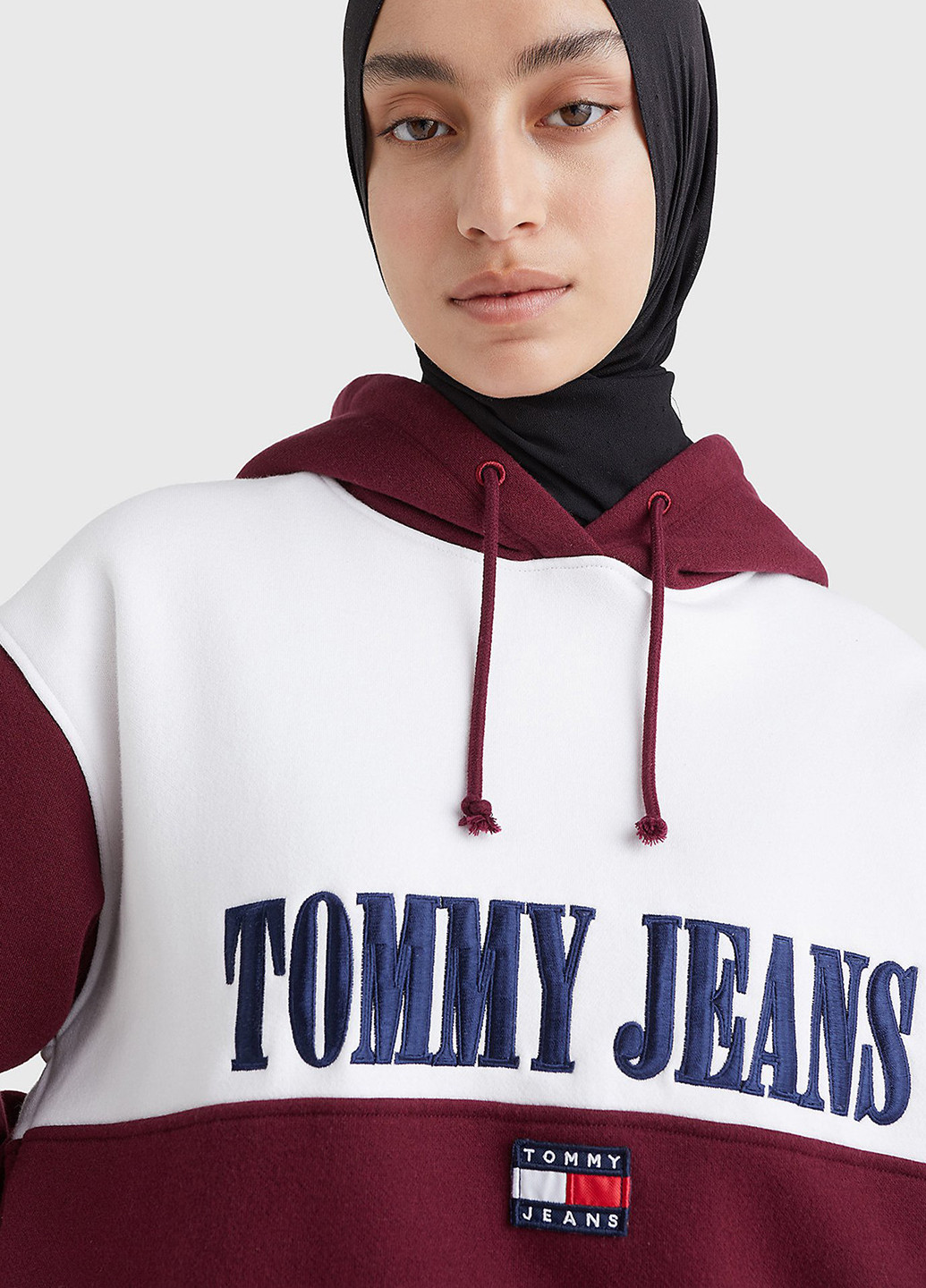 Худи Tommy Jeans (257178644)