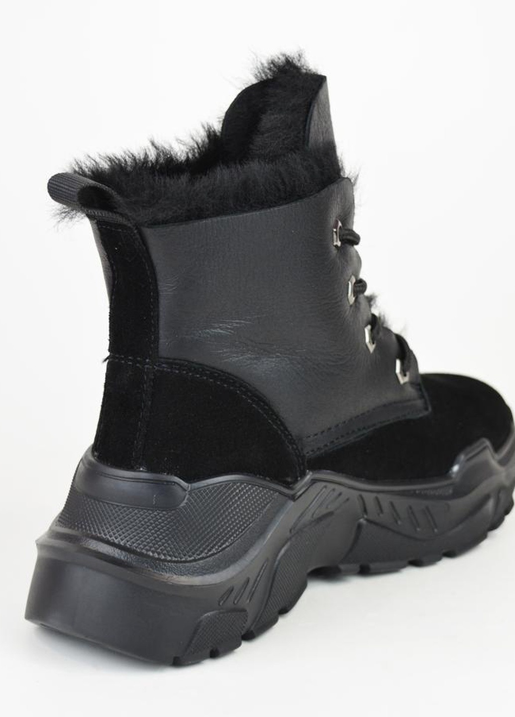Зимние ботинки замшевые зимние спорт Prima d'Arte без декора из натуральной замши
