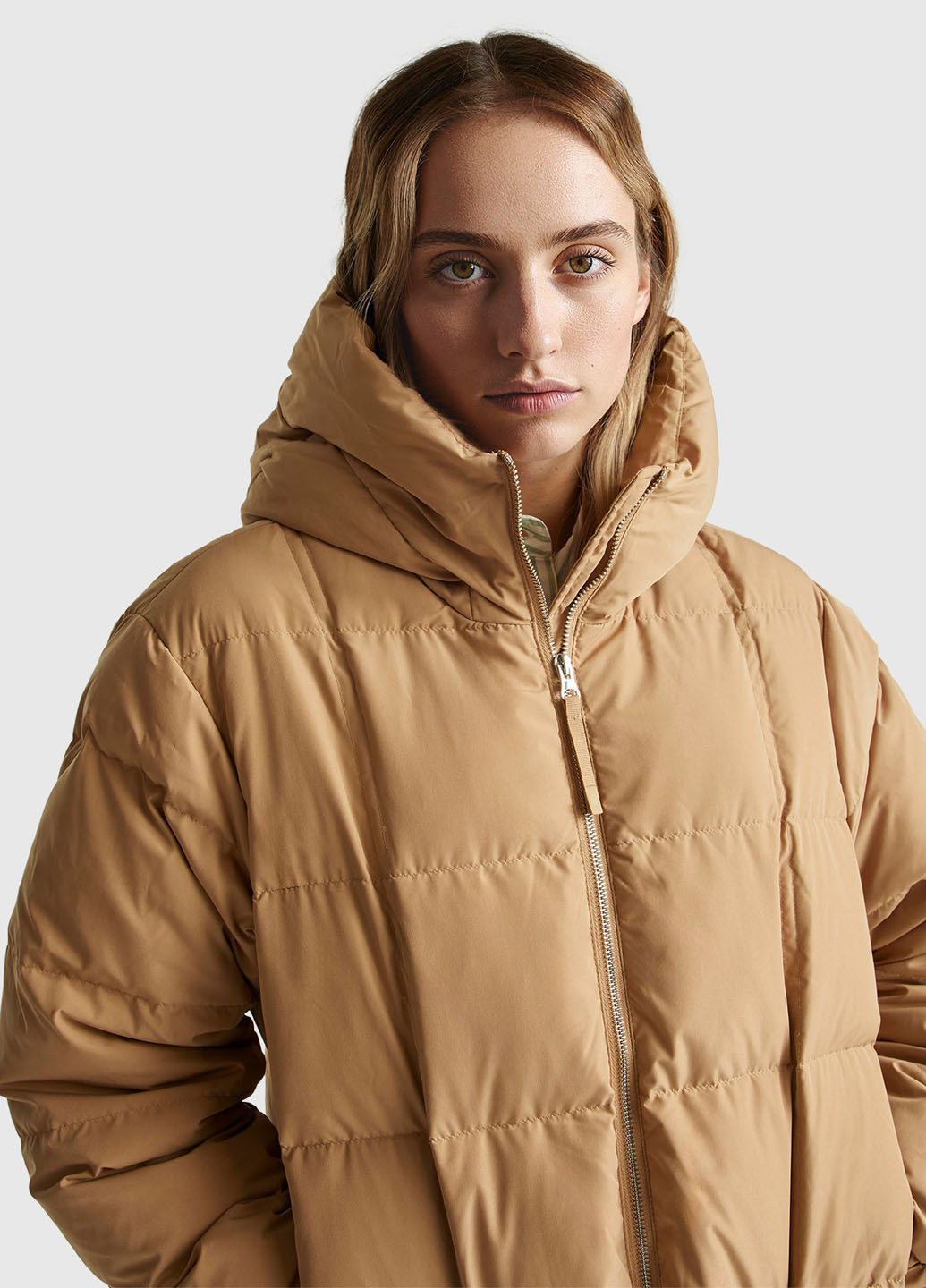 Пісочна демісезонна куртка United Colors of Benetton