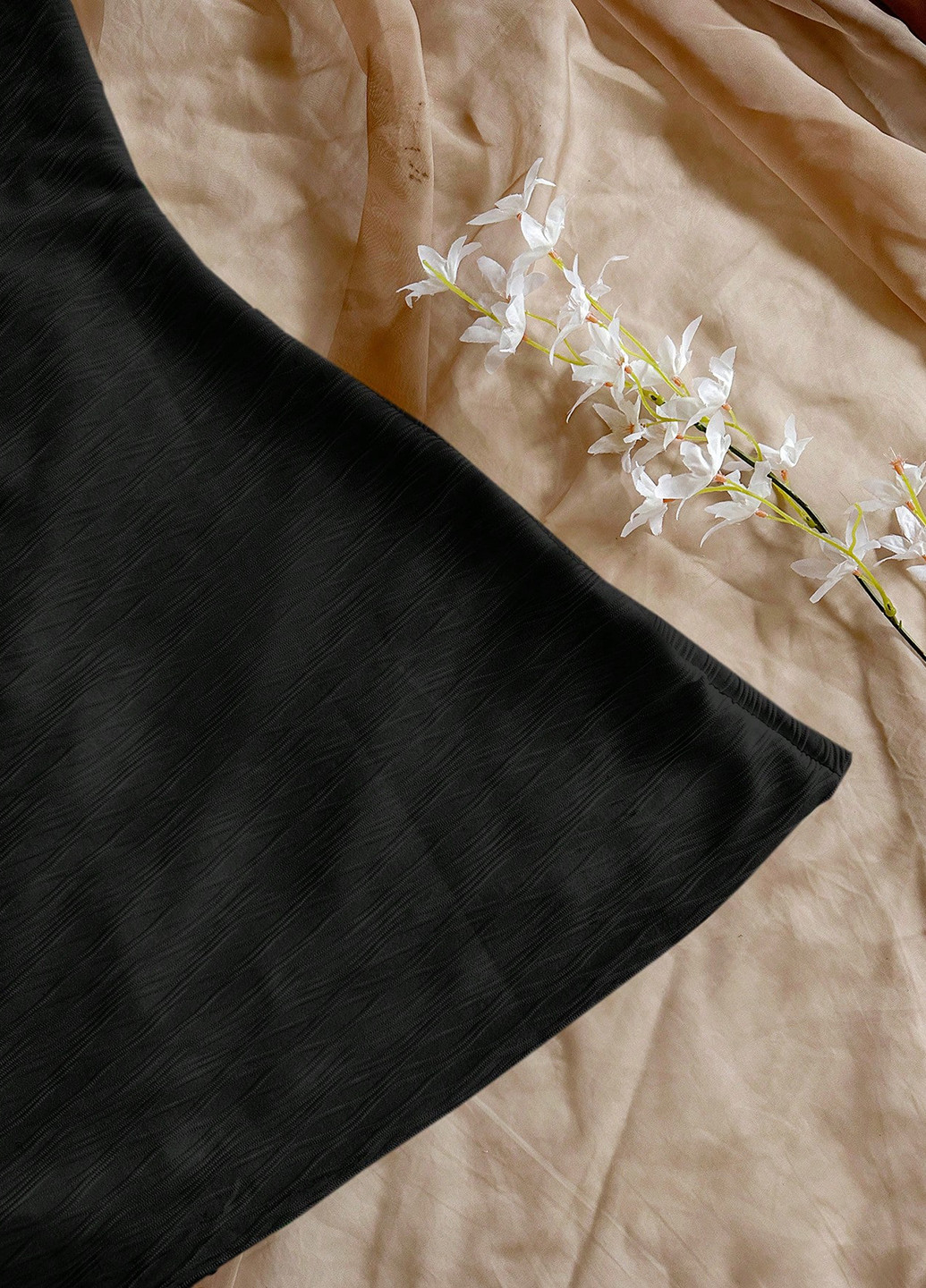 Чорна кежуал сукня з відкритою спиною SHEIN однотонна