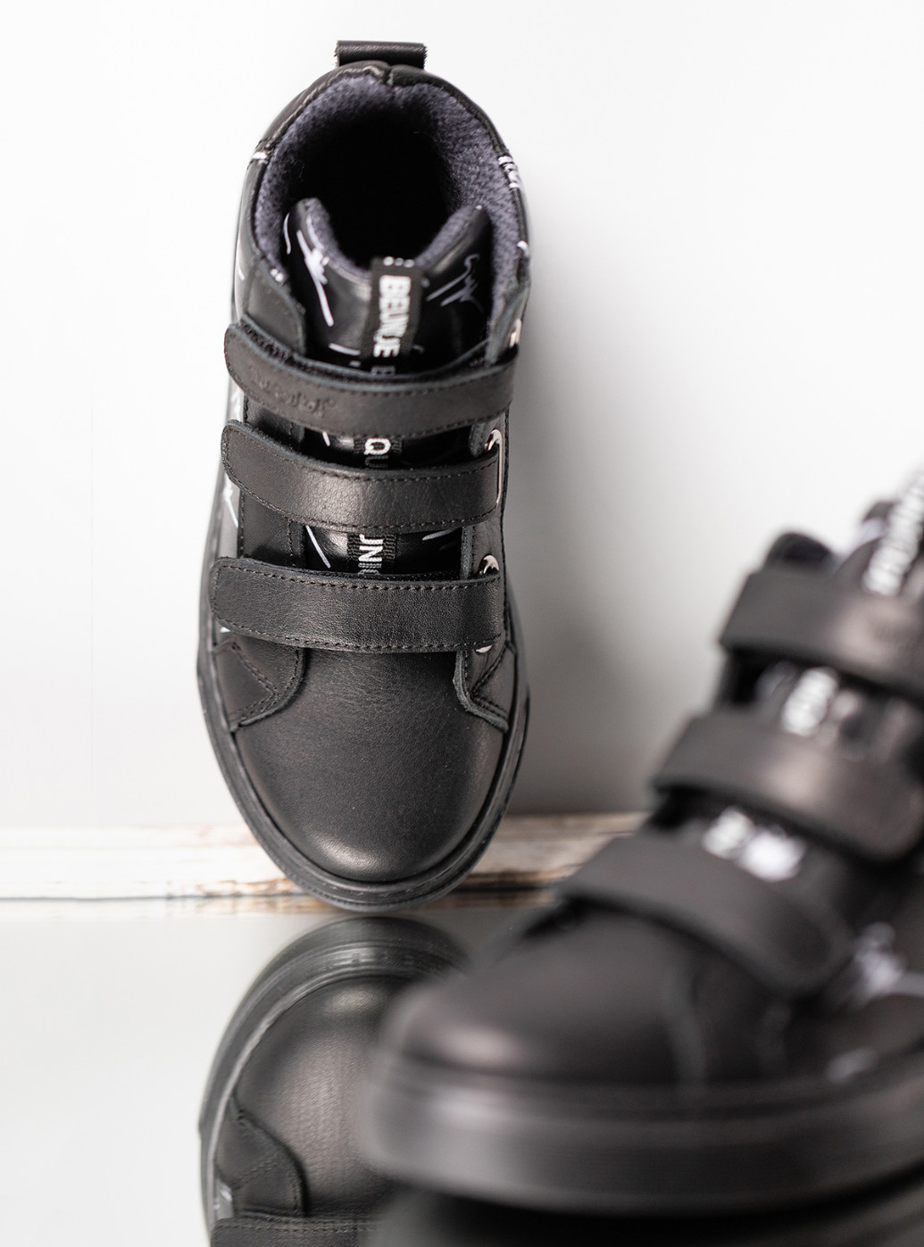 Черные кэжуал осенние кожаные ботинки на девочку Tutubi