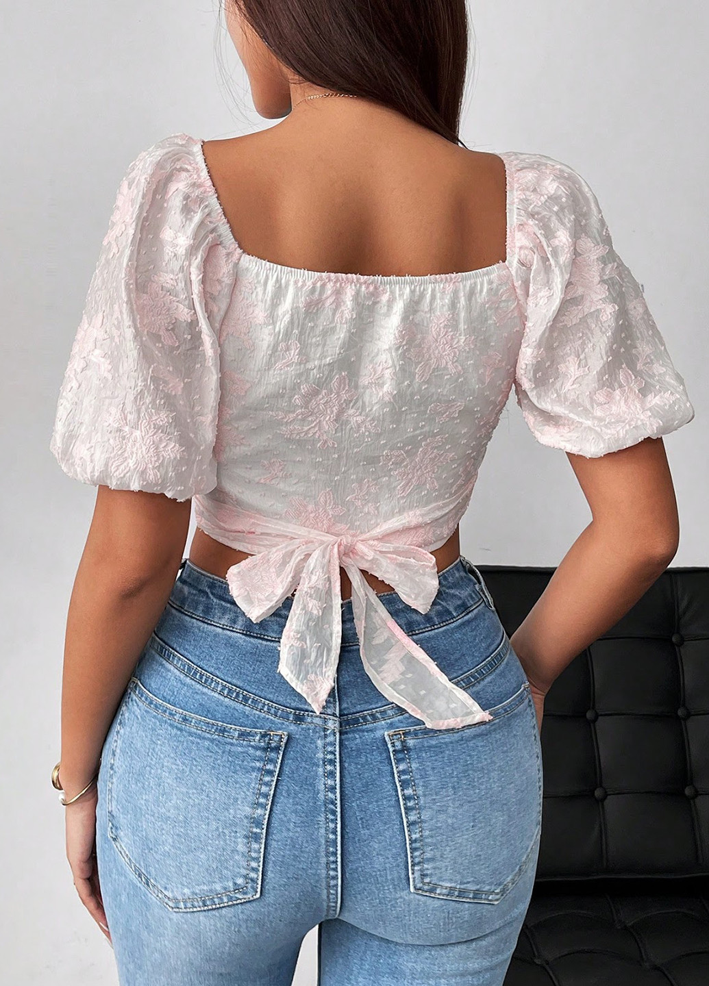 Біла блуза на запах SHEIN