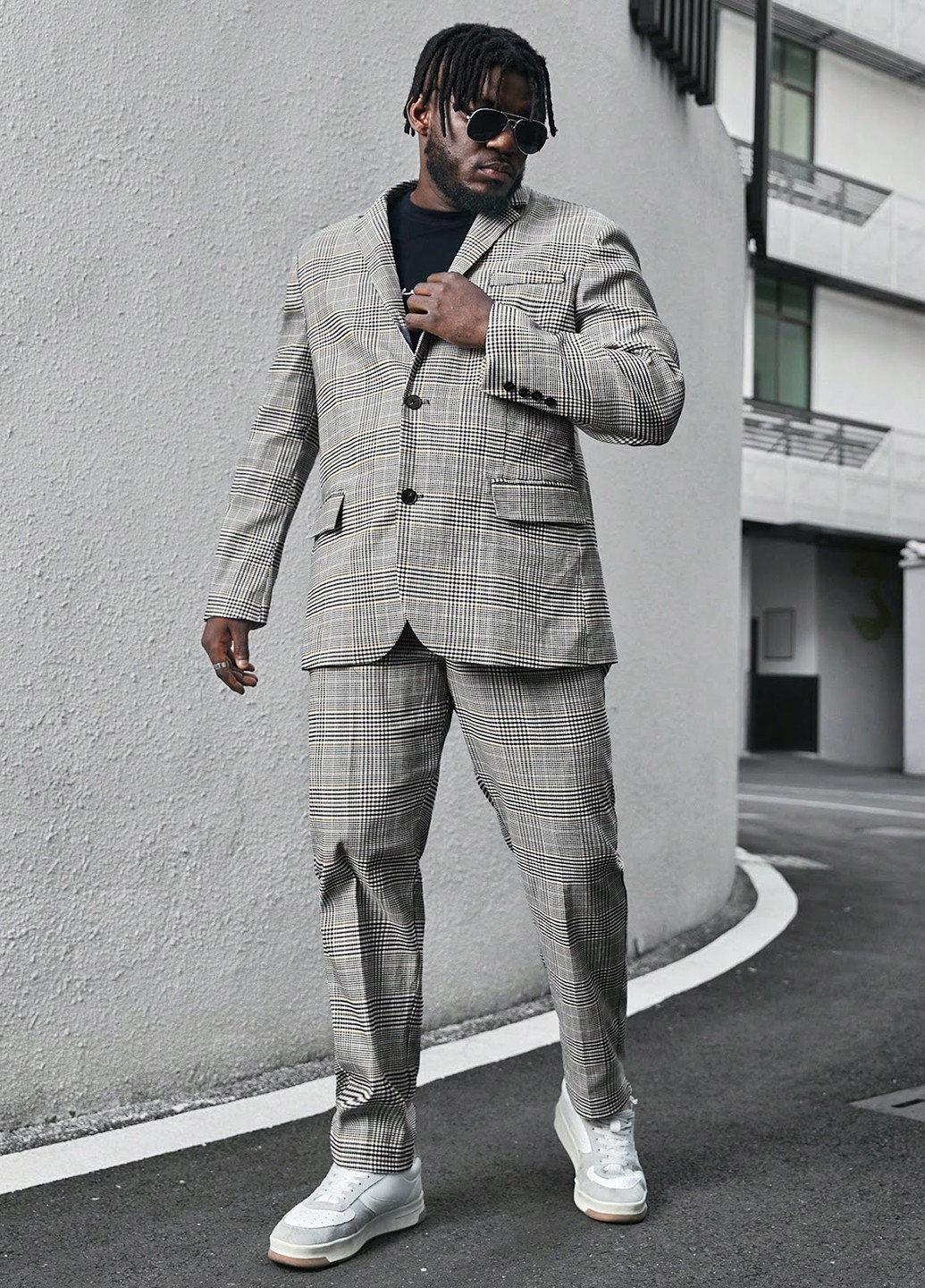 Сірий демісезонний костюм (піджак, штани) брючний SHEIN