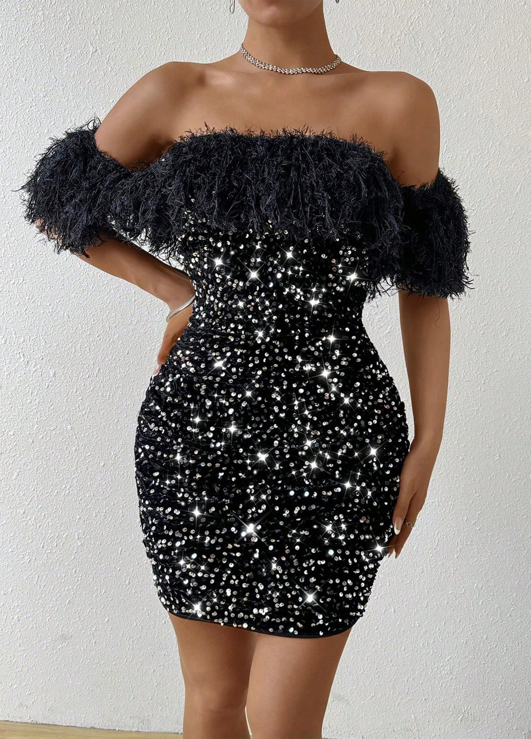 Чорна вечірня сукня з відкритими плечима, силуетна, з відкритою спиною SHEIN однотонна