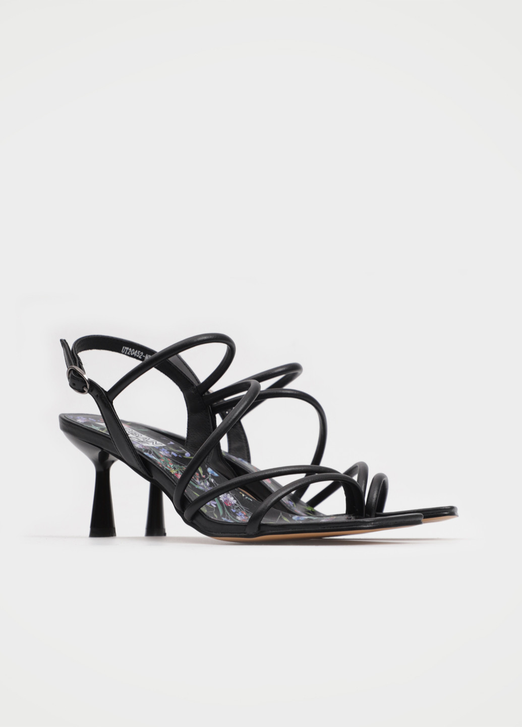 Черные босоножки Respect с ремешком