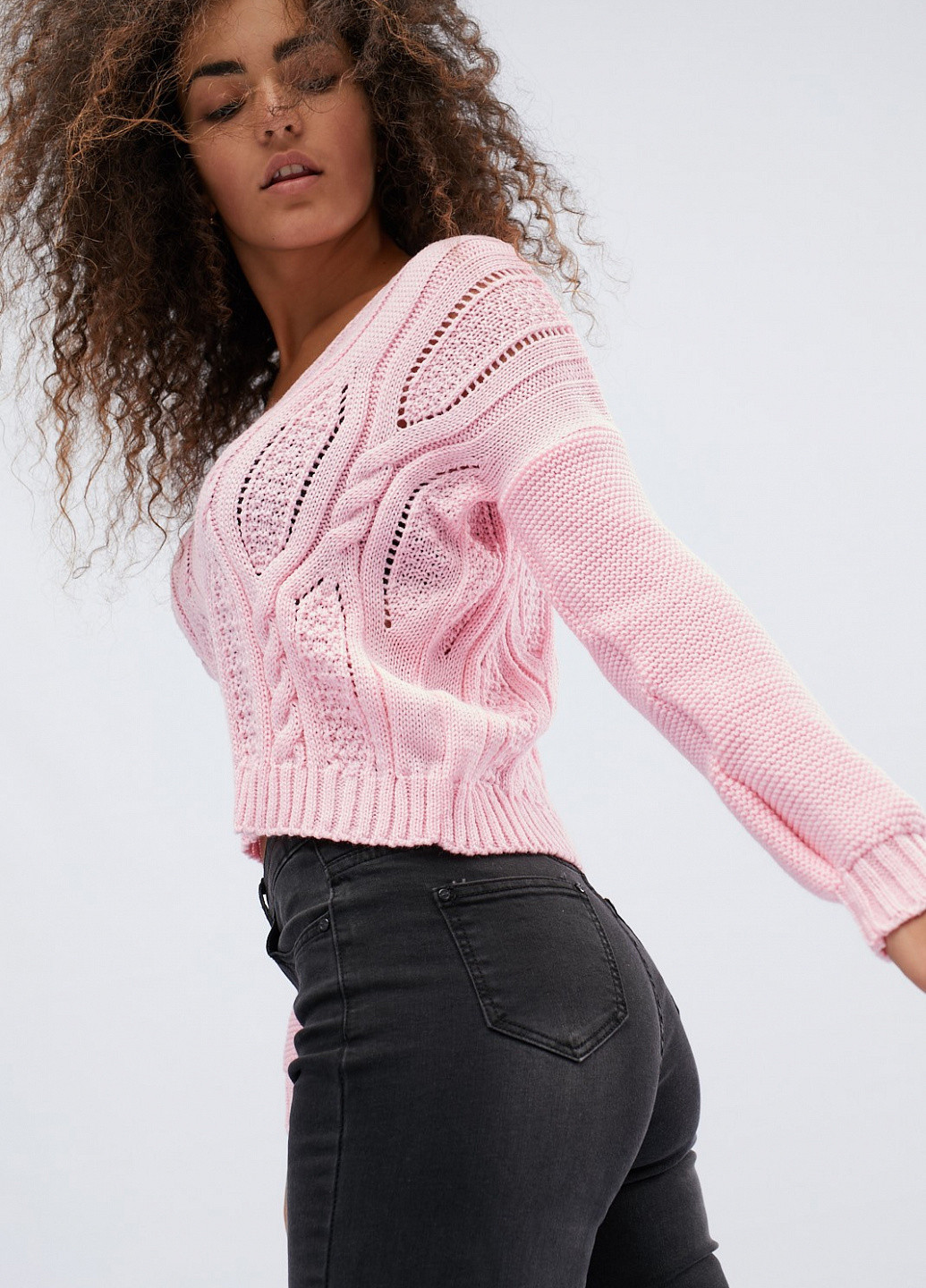 Светло-розовый демисезонный пуловер пуловер Carica