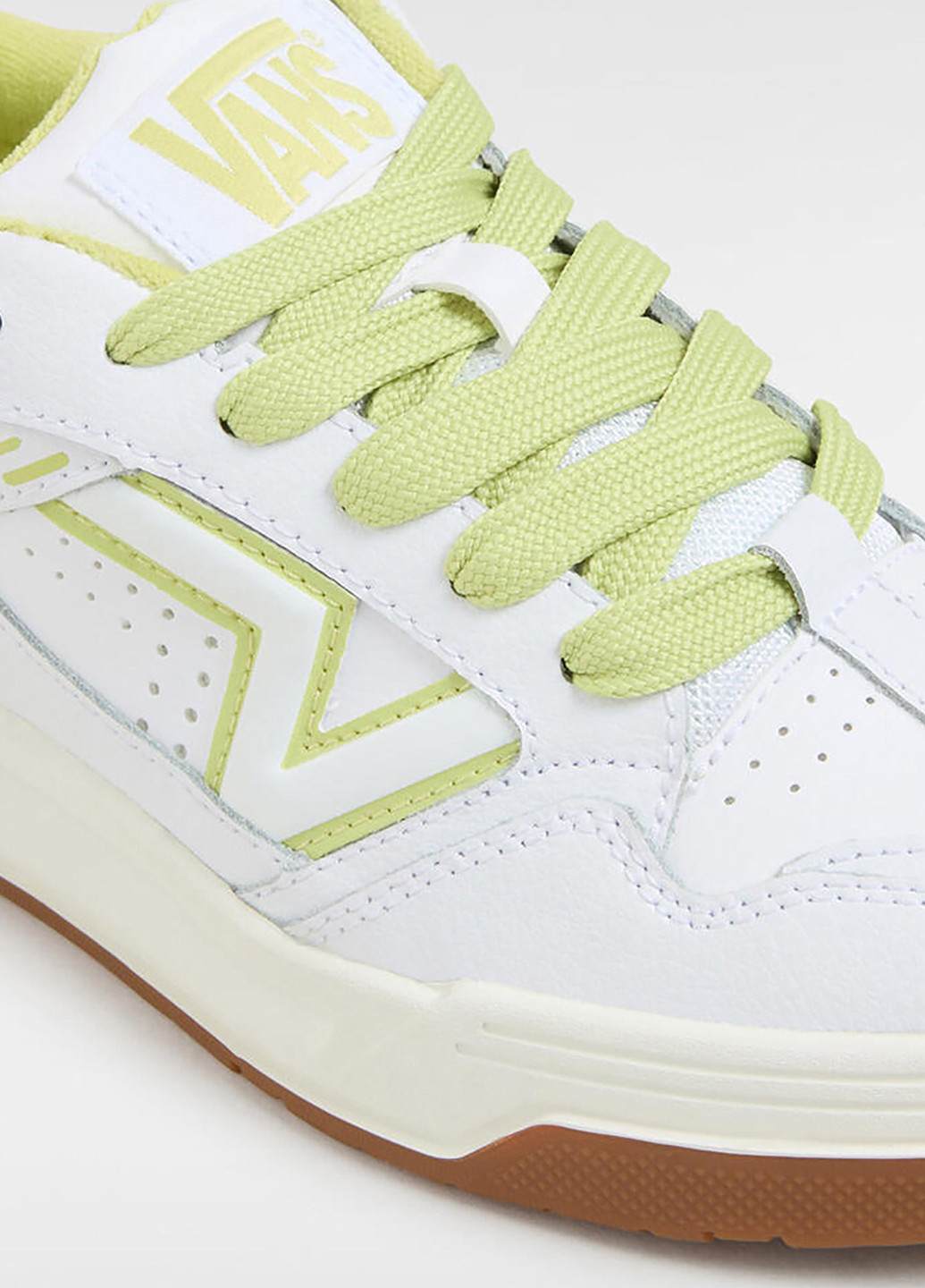 Білі кеди Vans UPLAND