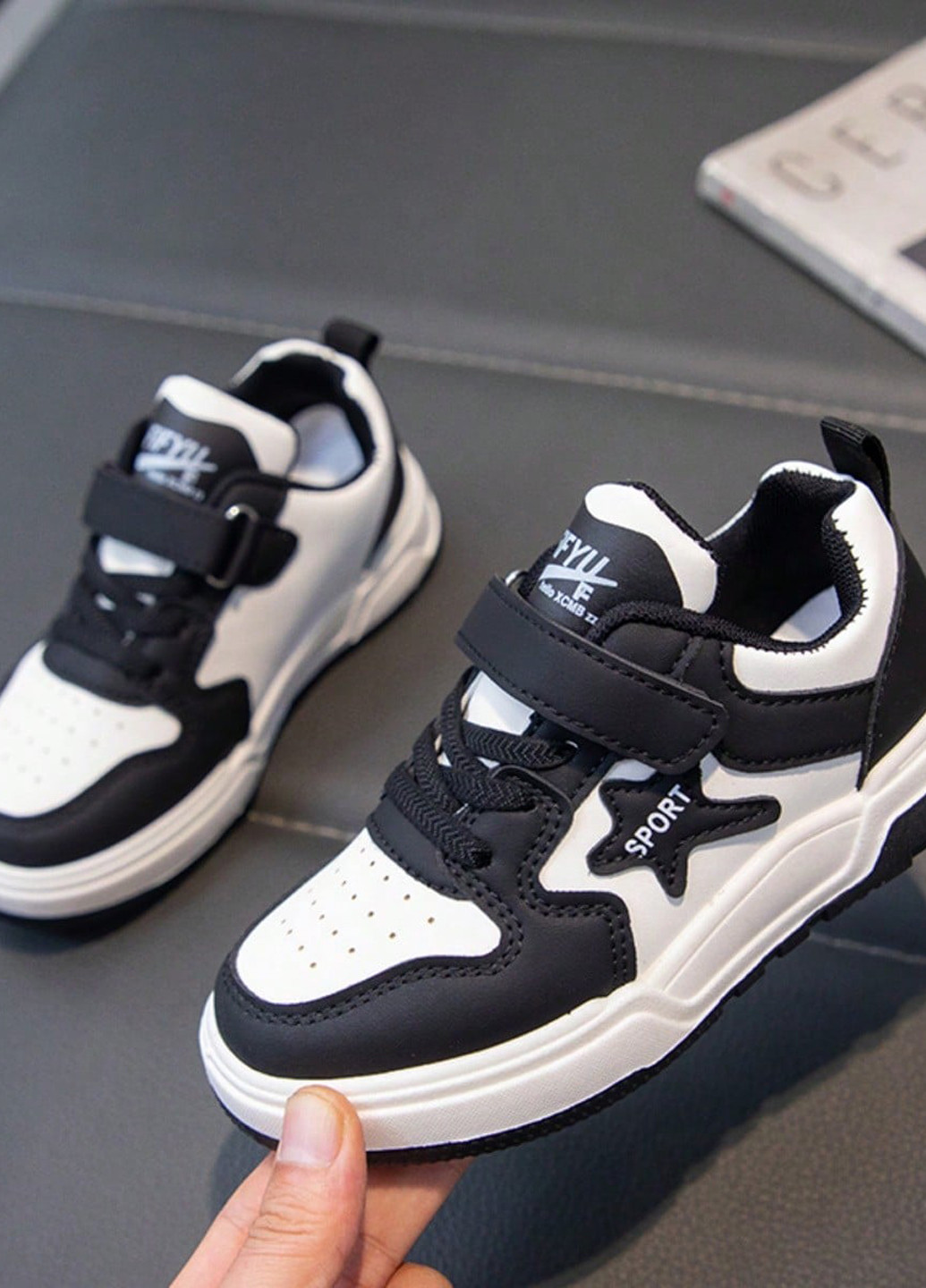 Чорно-білі Осінні кросівки SHEIN