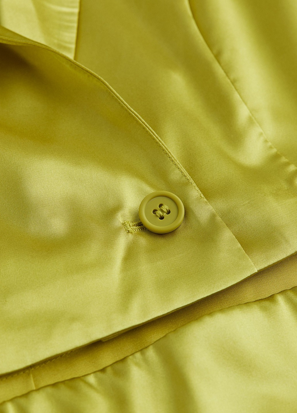 Желтое деловое платье H&M однотонное