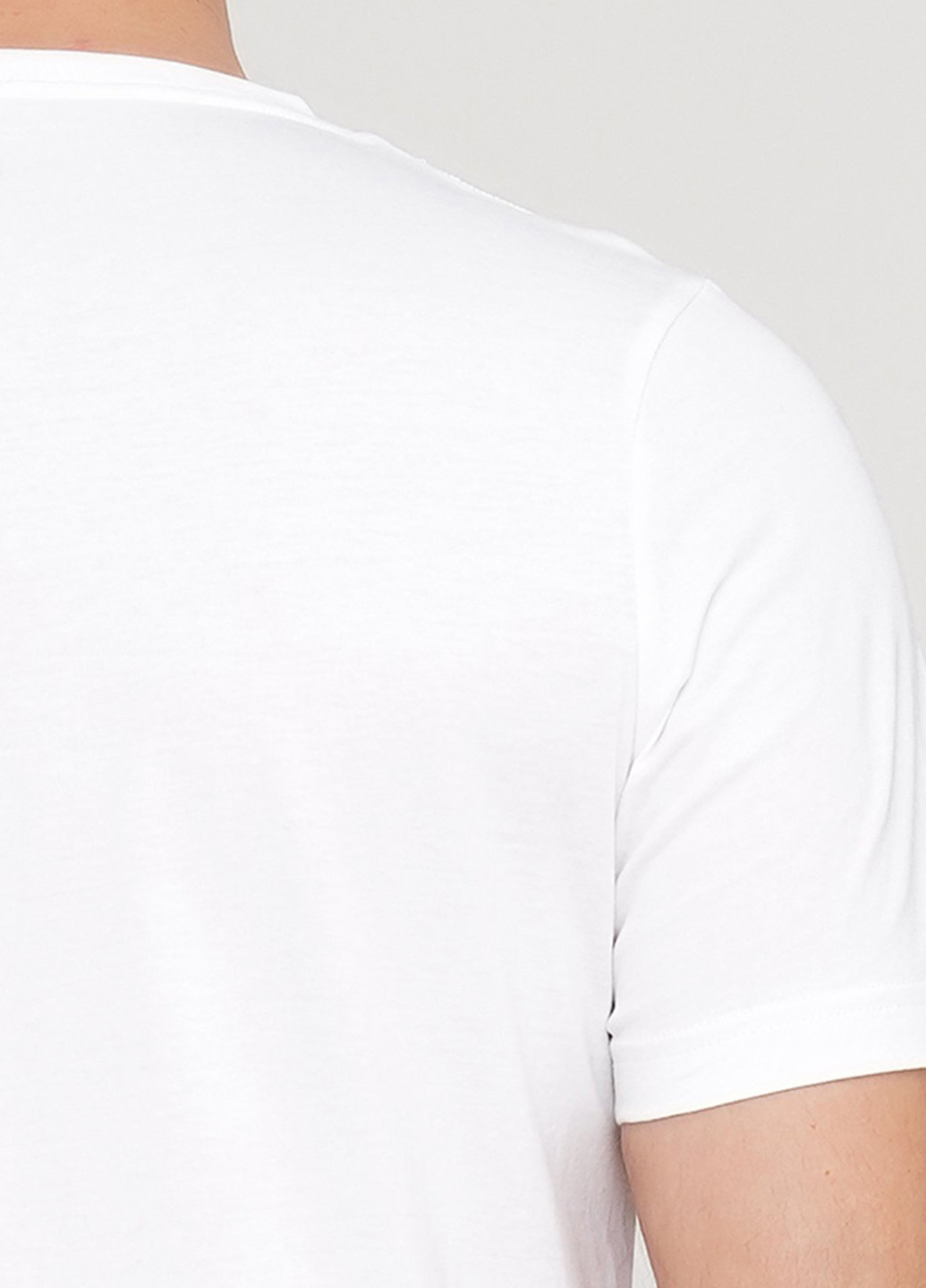 Біла футболка Puma Ess Logo Tee