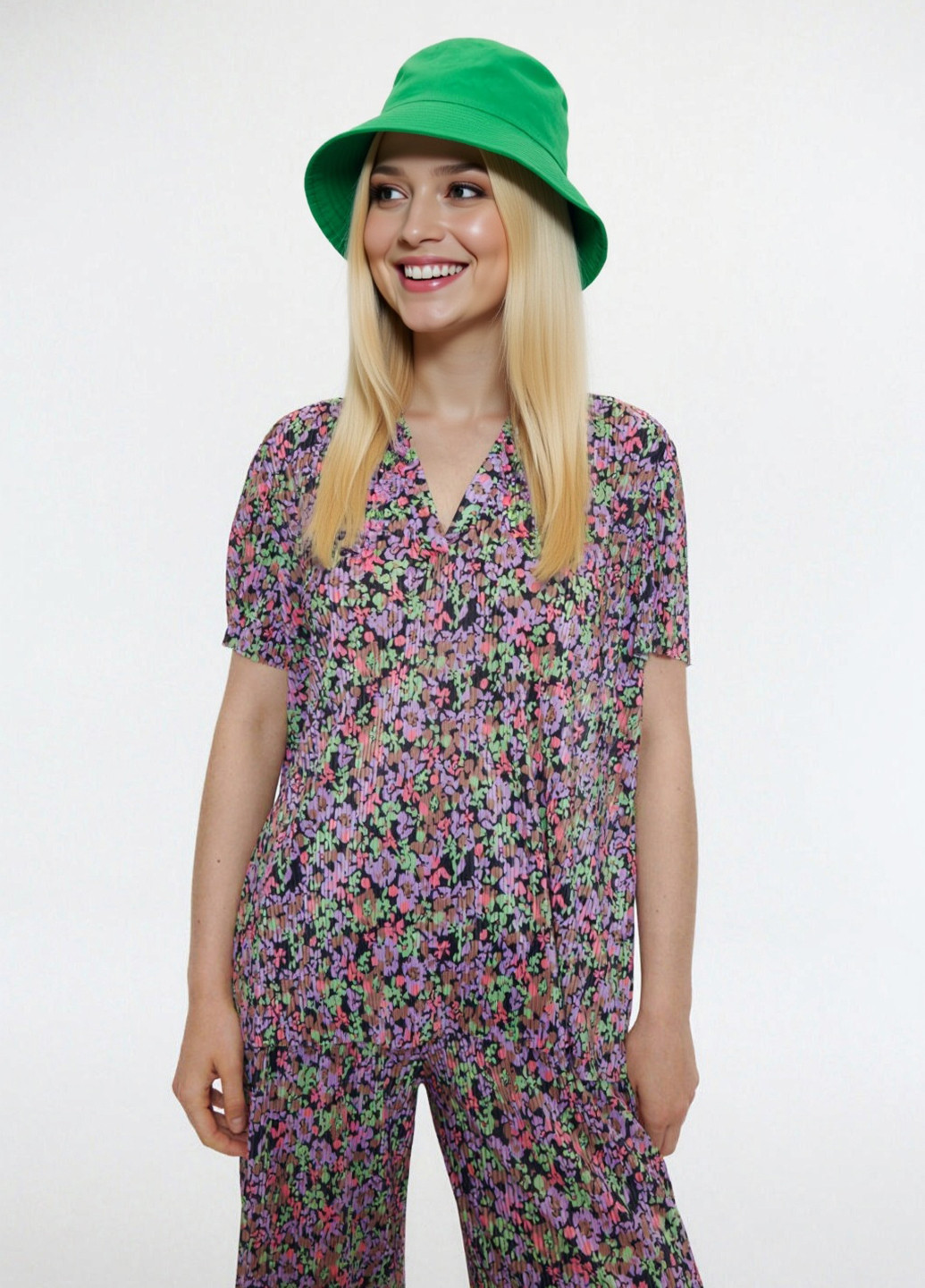 Сиреневая блуза Reserved