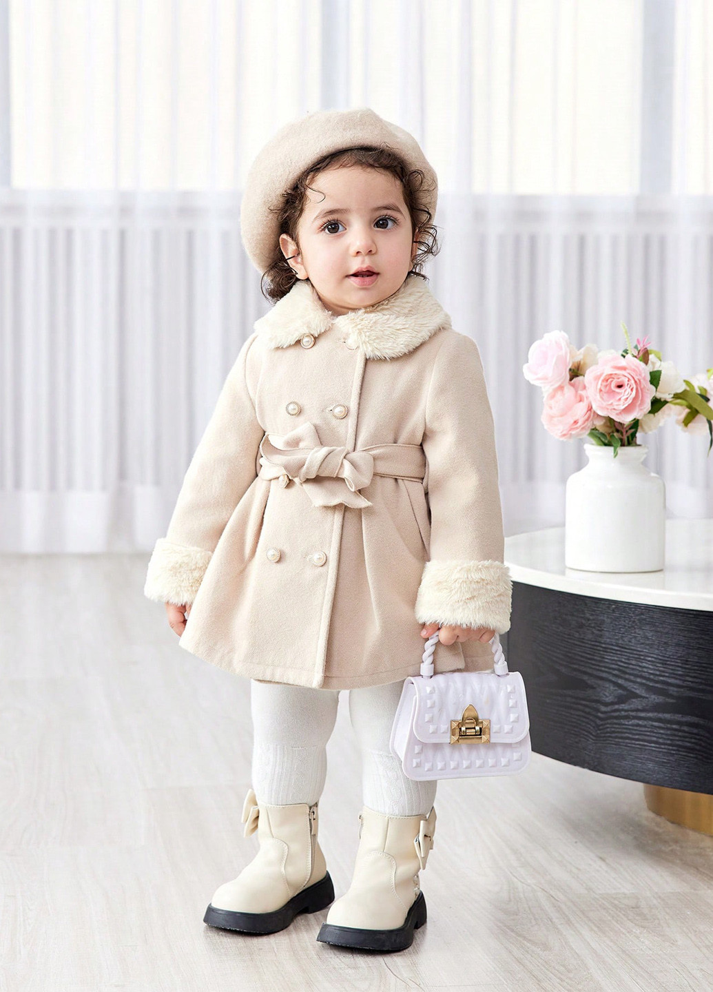 Кремове демісезонне Пальто двобортне SHEIN