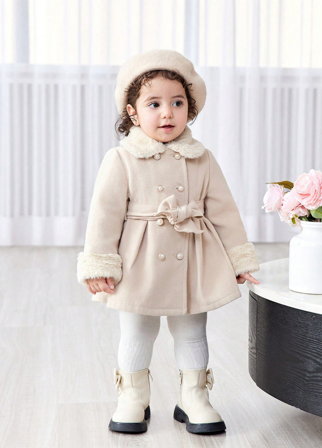 Кремове демісезонне Пальто двобортне SHEIN