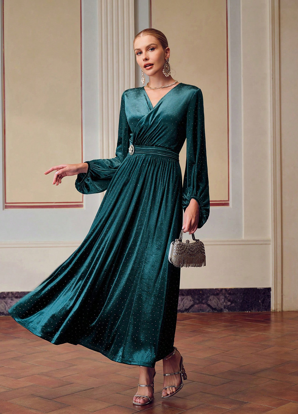 Смарагдова вечірня сукня кльош SHEIN однотонна