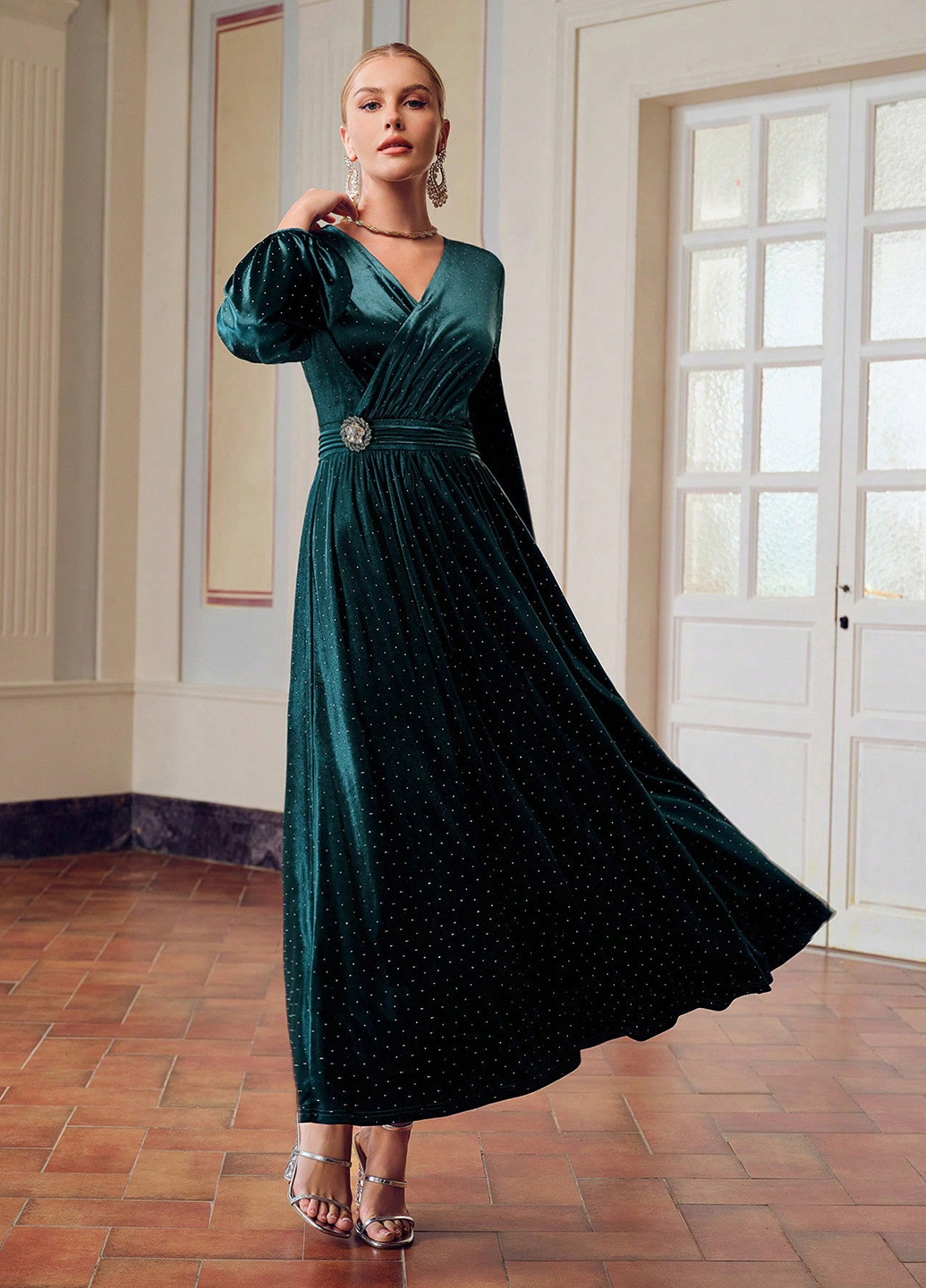 Смарагдова вечірня сукня кльош SHEIN однотонна
