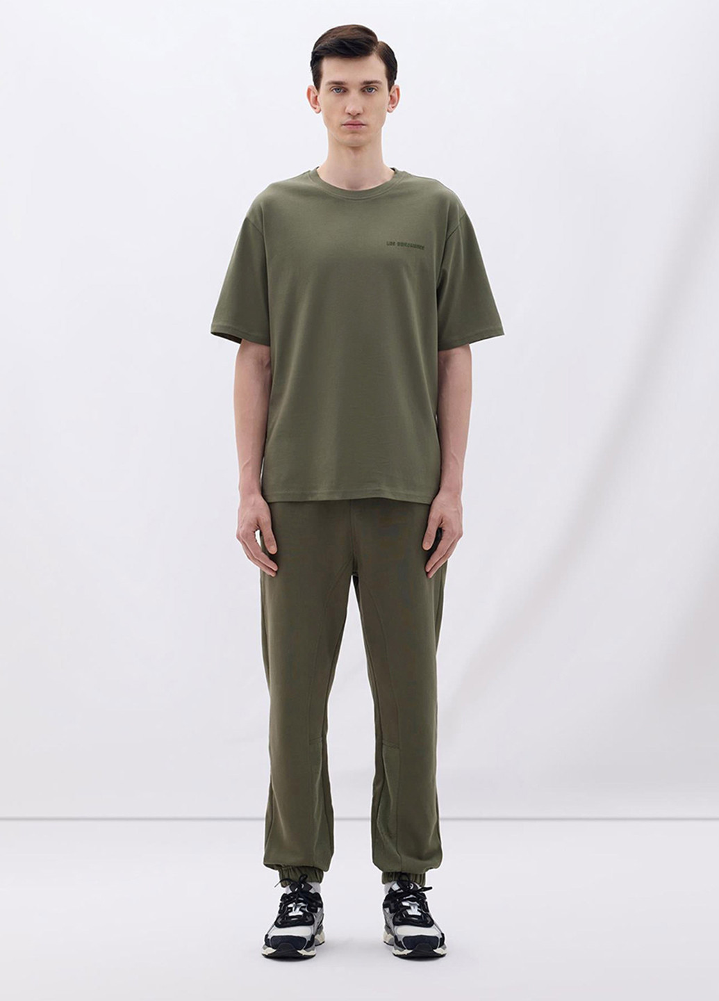 Хаки (оливковая) футболка Les Benjamins