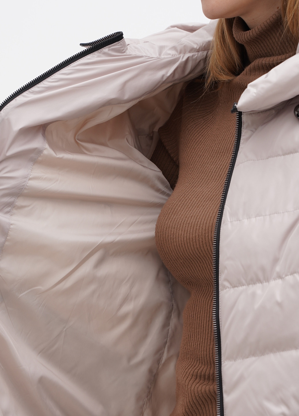 Бежевая демисезонная куртка Meajiateer