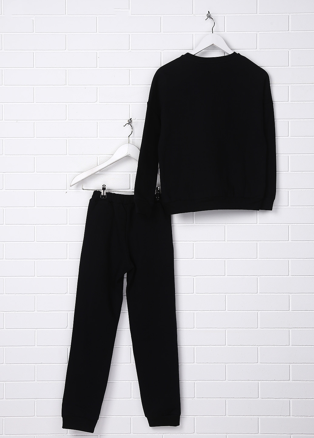 Черный демисезонный костюм (свитшот, брюки) брючный Роза