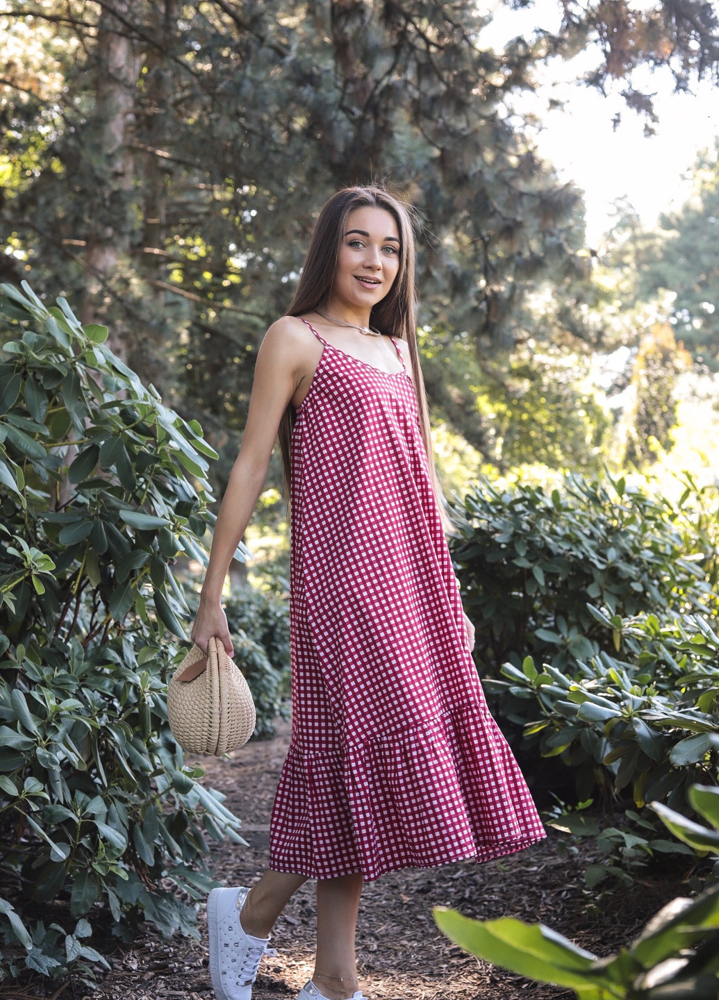 Красное повседневный платье - трапеция, сарафан на бретелях INNOE в клетку