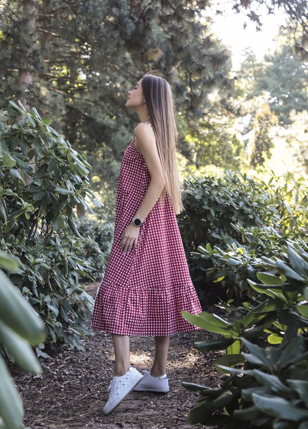 Красное повседневный платье - трапеция, сарафан на бретелях INNOE в клетку