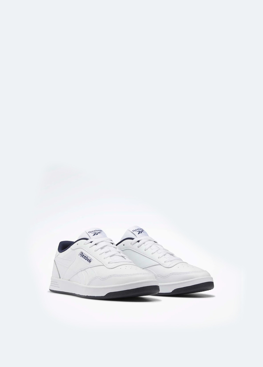 Белые демисезонные кроссовки Reebok