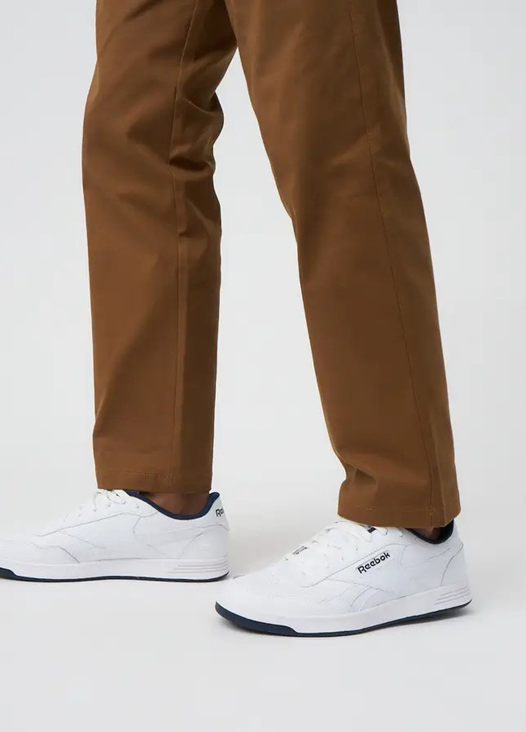 Белые демисезонные кроссовки Reebok