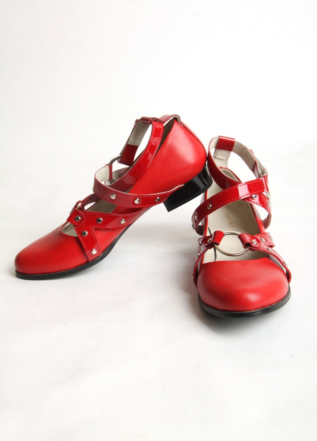 Красные туфли Palaris