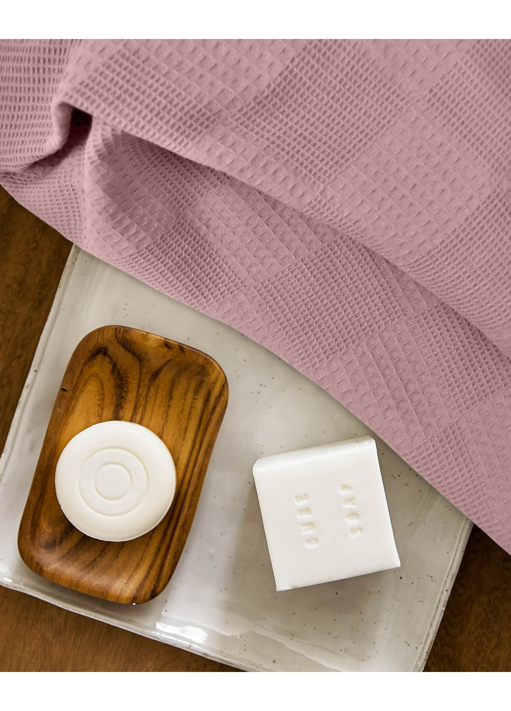 Набор полотенец CUBE GREY / FUCHSIA (75х95 см - 1 шт и 75х130 см - 1 шт) Cosas однотонный фуксия