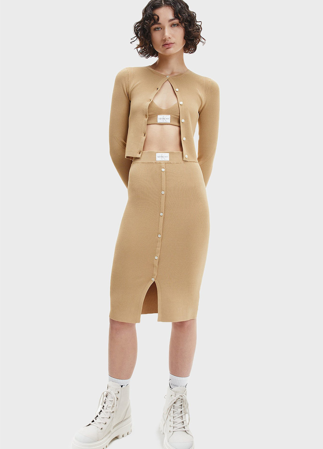 Бежевая кэжуал однотонная юбка Calvin Klein Jeans карандаш