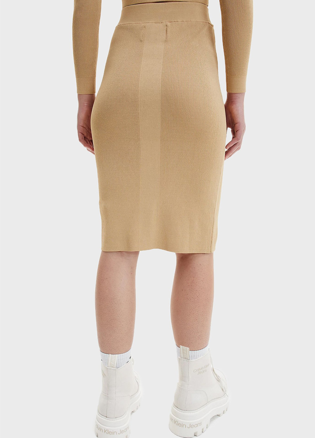 Бежевая кэжуал однотонная юбка Calvin Klein Jeans карандаш