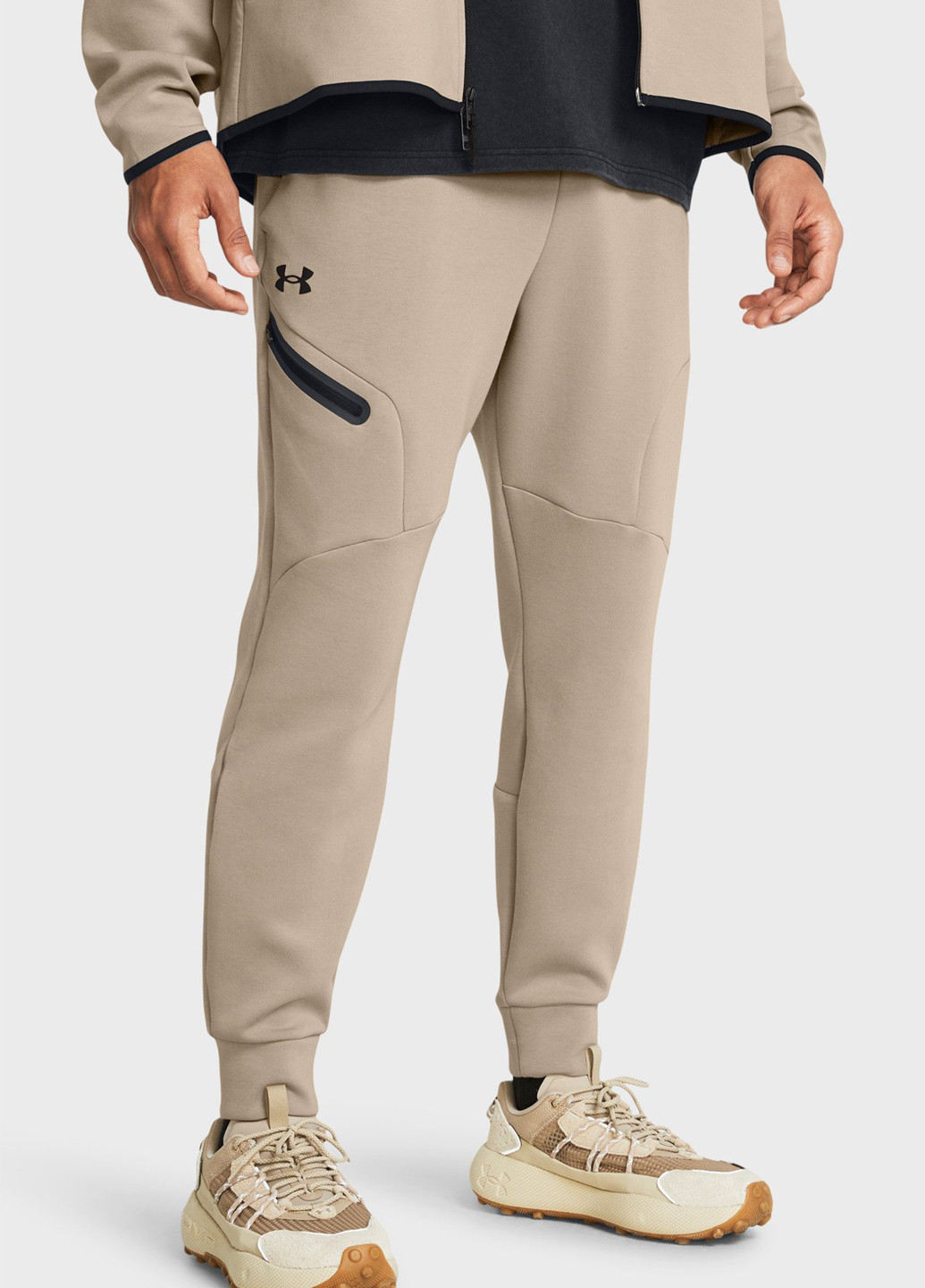 Бежевые спортивные демисезонные джоггеры брюки Under Armour