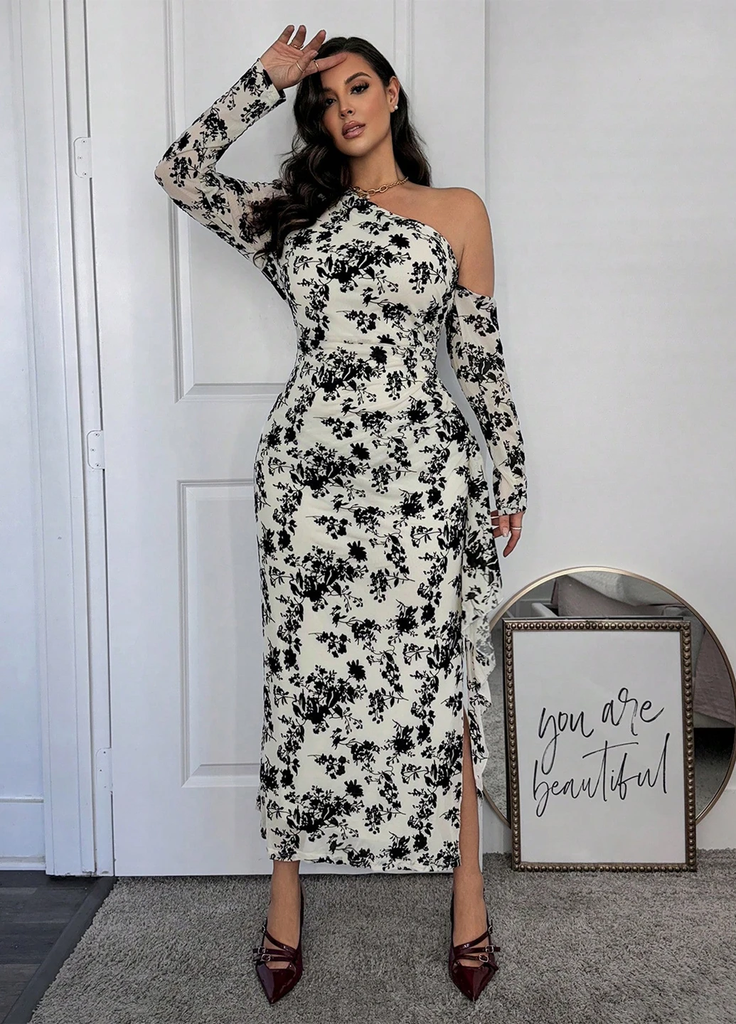 Чорно-білий вечірня, кежуал сукня на одне плече, футляр SHEIN з квітковим принтом