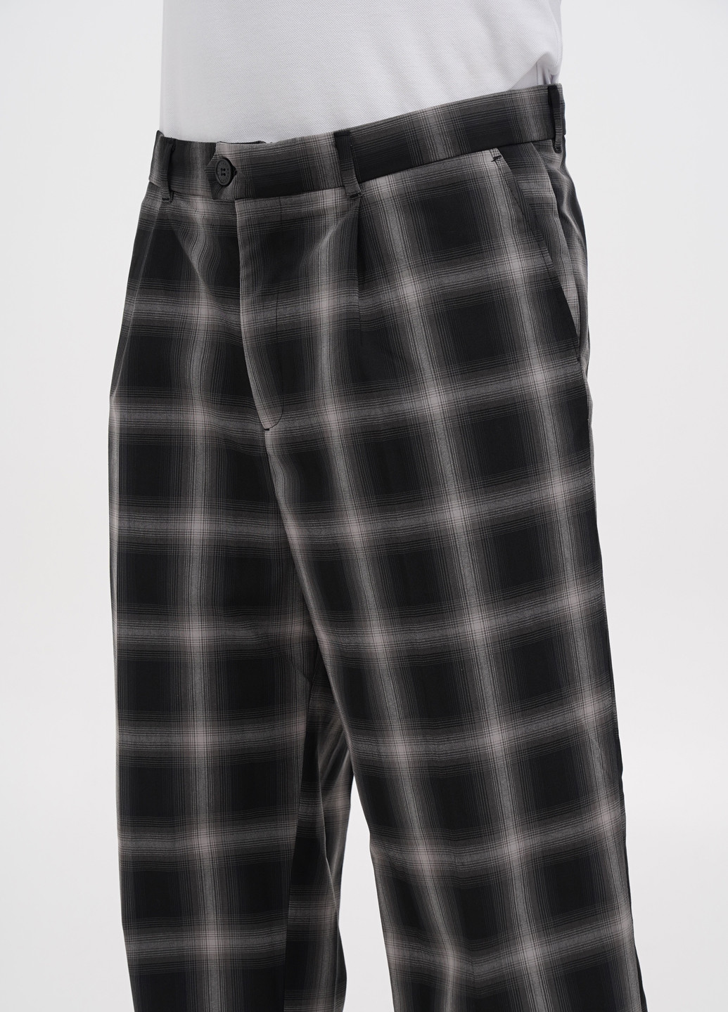 Черные кэжуал демисезонные прямые брюки Weekday
