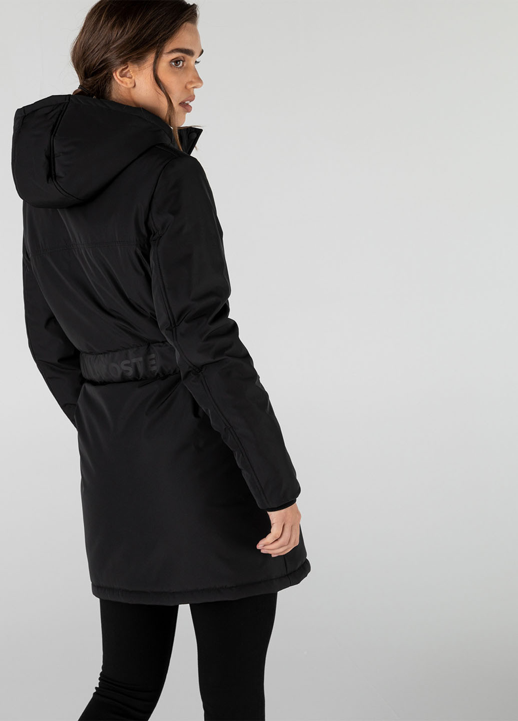 Чорна демісезонна куртка Lacoste