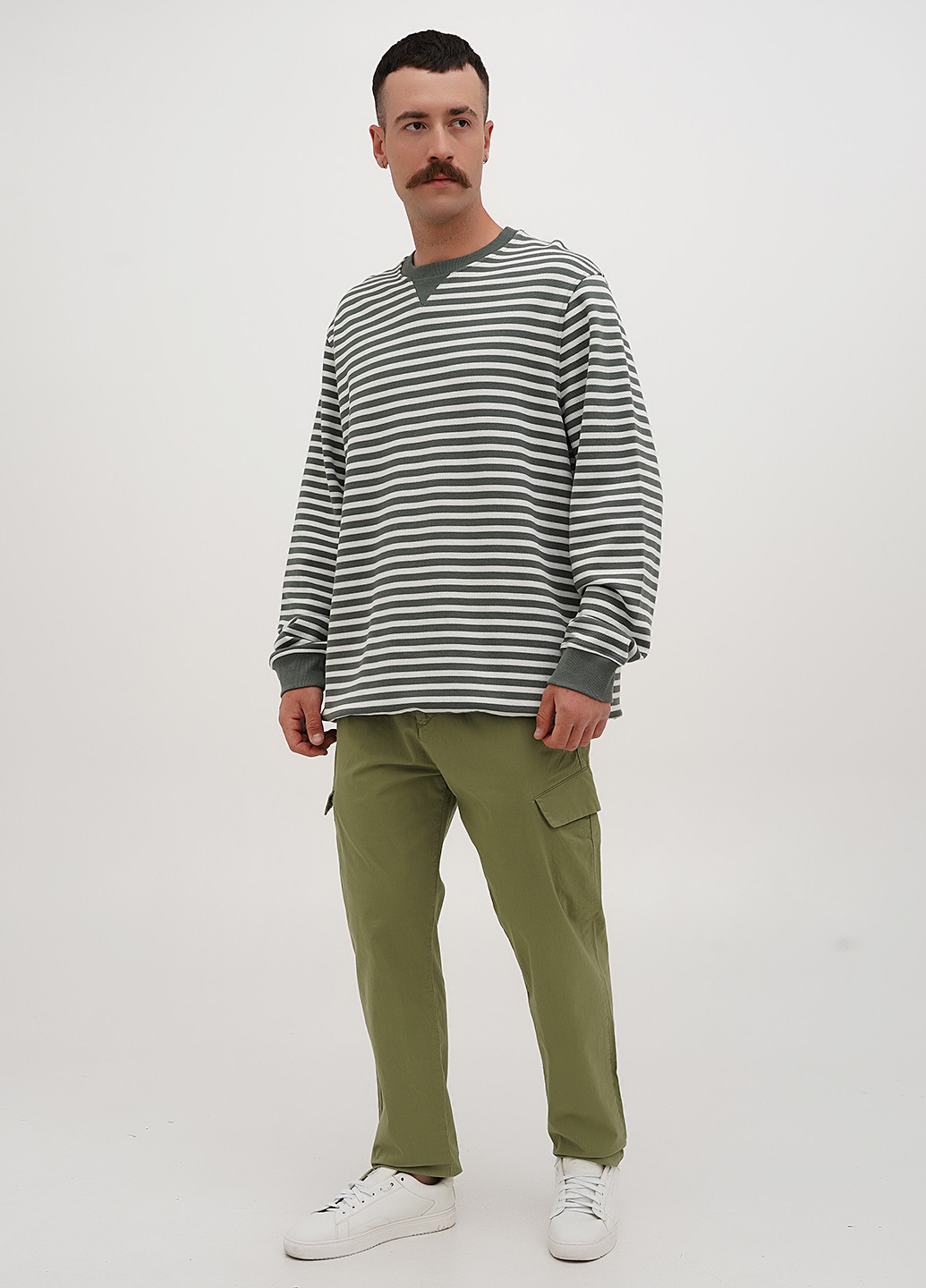 Светло-зеленые кэжуал демисезонные карго брюки C&A