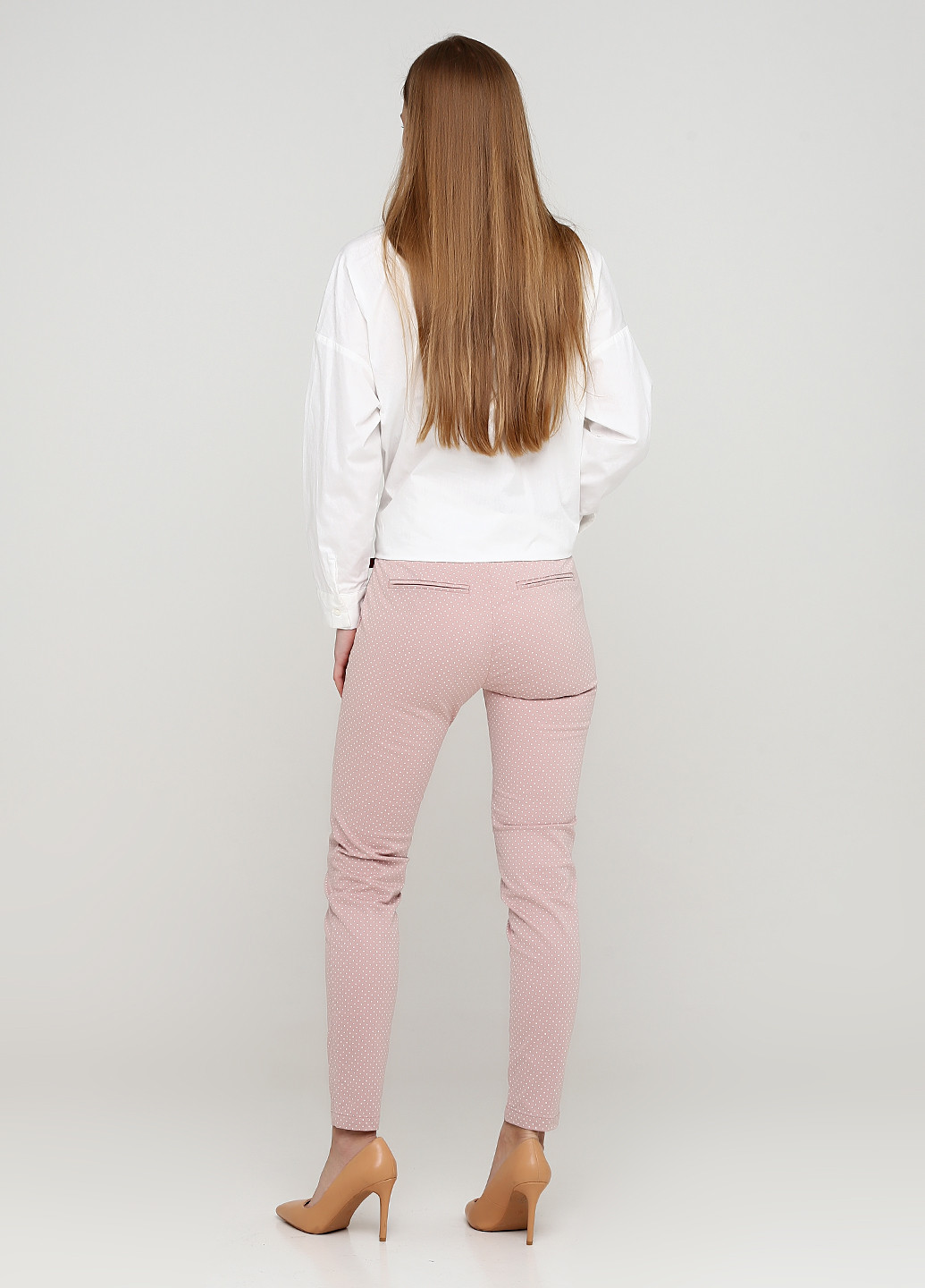 Светло-розовые кэжуал демисезонные зауженные брюки Pull & Bear