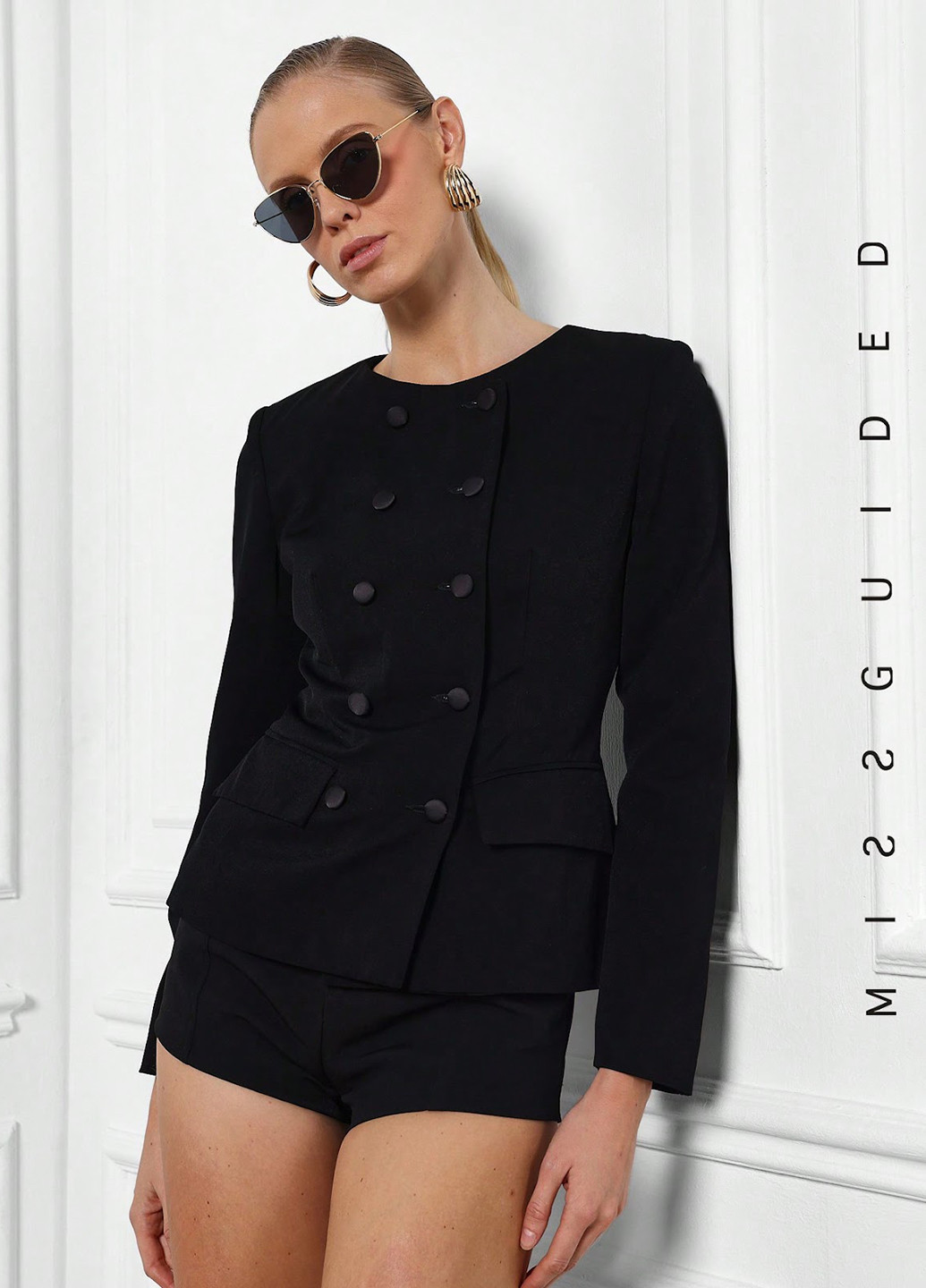 Черный женский жакет SHEIN однотонный - демисезонный