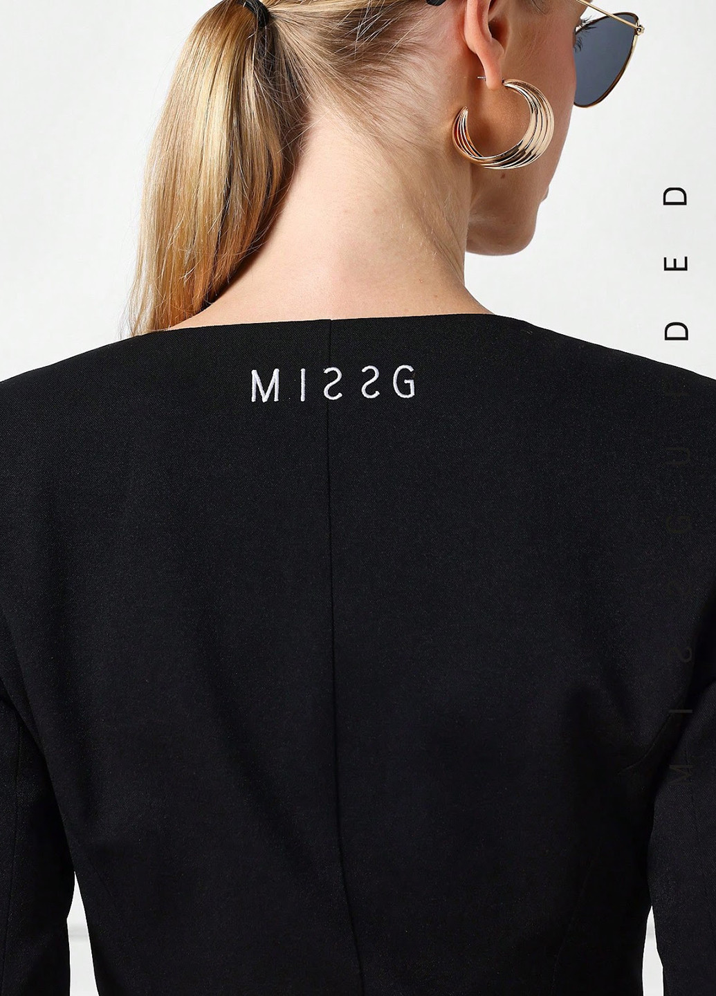 Черный женский жакет SHEIN однотонный - демисезонный