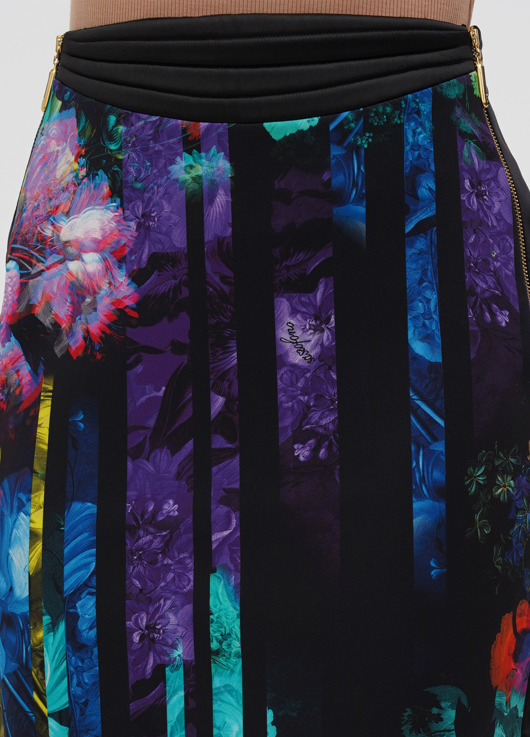 Черная кэжуал с рисунком юбка Sassofono карандаш