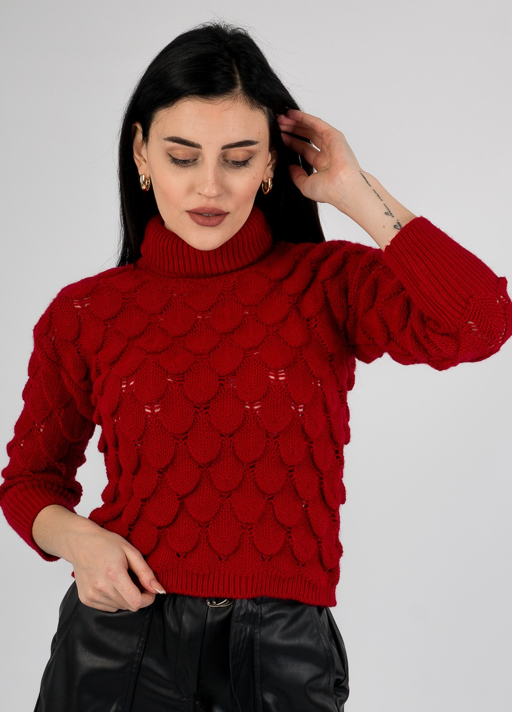 Бордовый зимний свитер Bebe Plus