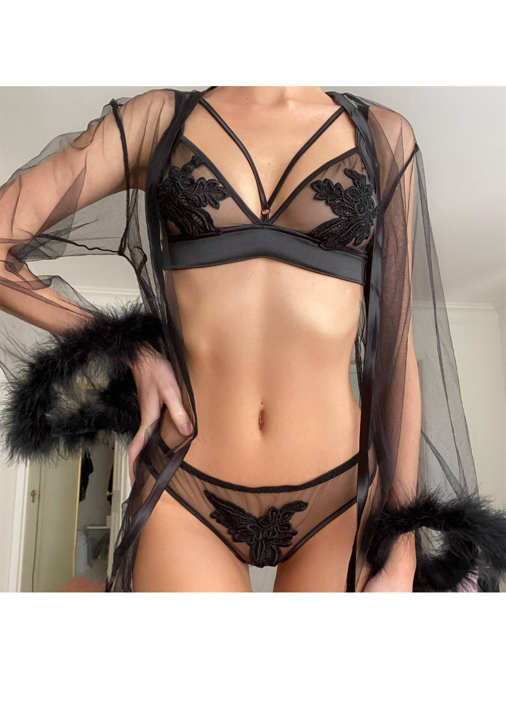 Черный демисезонный комплект (бюстгальтер, трусики) Empress